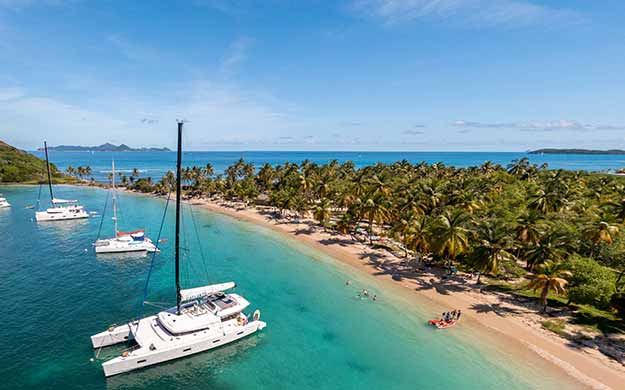 Grenadines Catamaran Catlante Mayreau Salt Whistle Bay