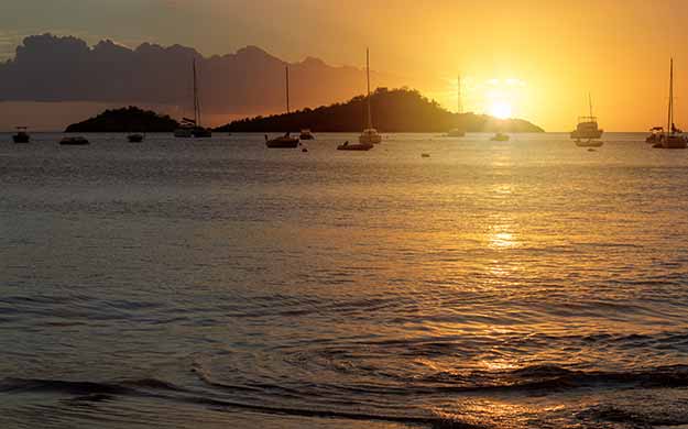 Guadeloupe Ilets Pigeon Coucher Soleil - Catlante