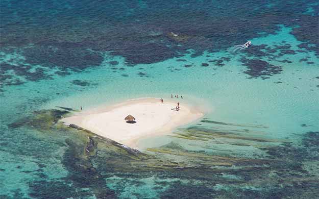 Grenadines Escale sur Ilot Morpion - Catlante